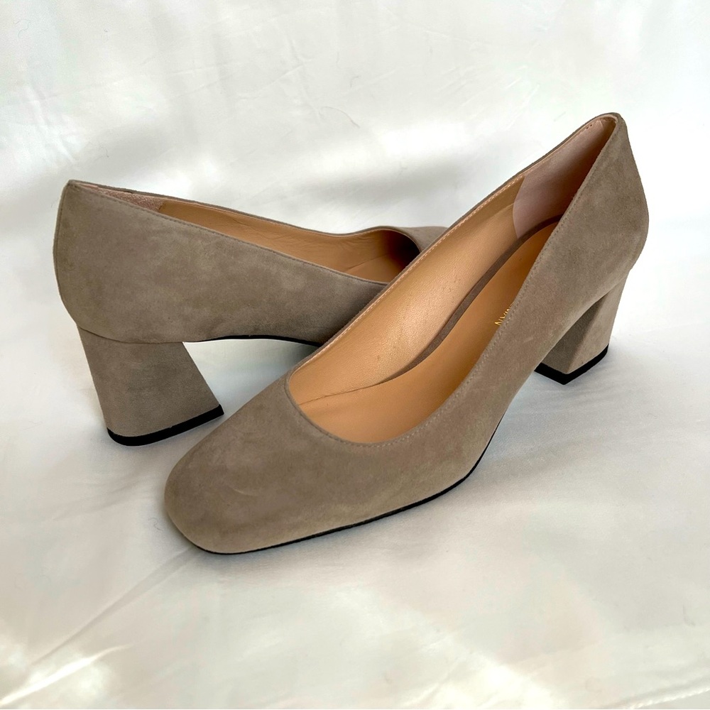 NWT STUART WEITZMAN Marymid Suede Block-Heel Pumps, Grey Size 9